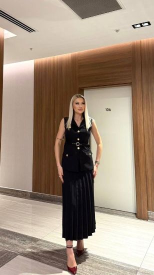 Vatkalı Yelek Etek İkili Takım resmi